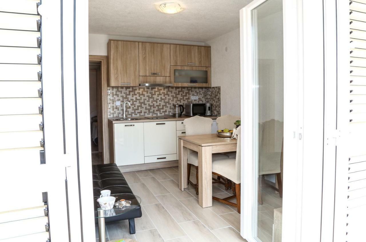 Apartment Marina Pavic フヴァル エクステリア 写真